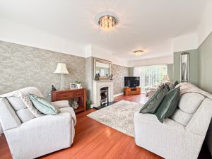 Photo 21- click for photo gallery